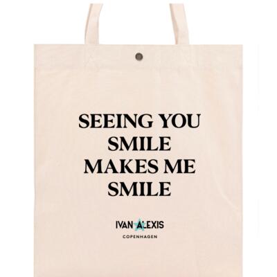 SEEING YOU SMILE MAKES ME SIILE Thumbnail