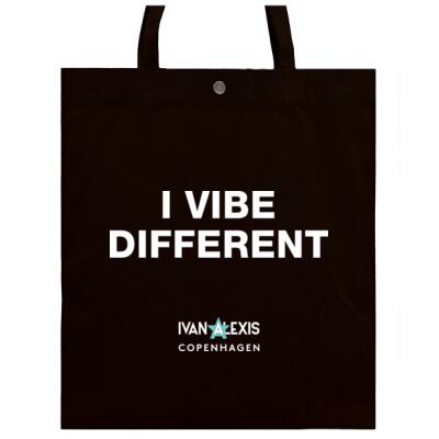 I VIBE DIFFRENT Thumbnail