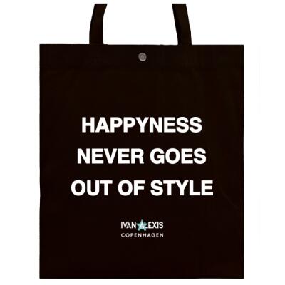 HAPPYNESS NEVER GOES OUT OF STYLE Thumbnail