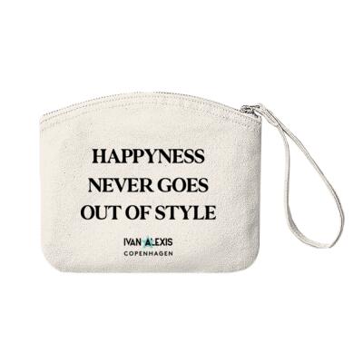 HAPPYNESS NEVER GOES OUT OF STYLE Thumbnail